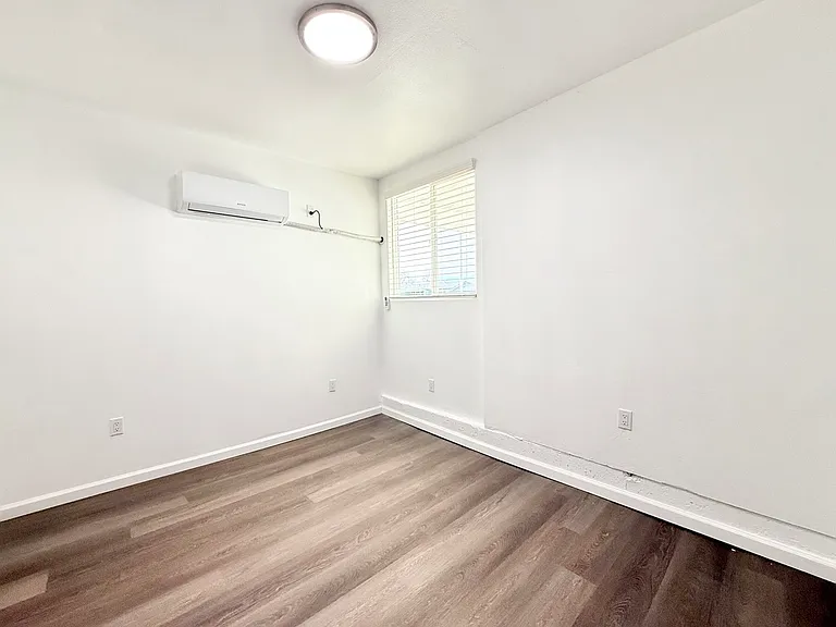 37228 Cedar Blvd #B — Photo 7