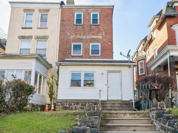 822 Wynnewood Rd, Philadelphia, PA 19151
