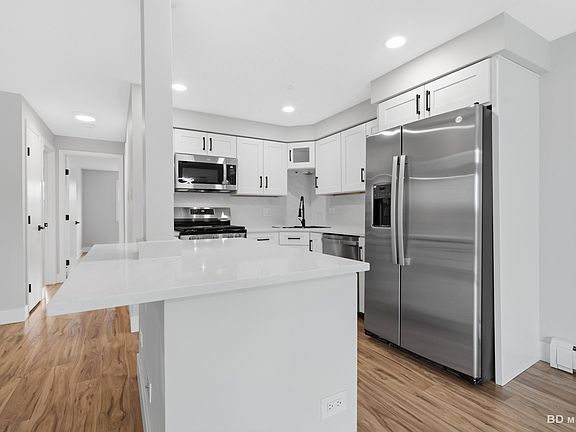 4th image of 7112 99th St APT 209