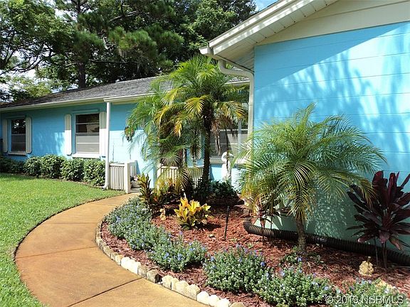 4th image of 1816 Victory Palm Dr