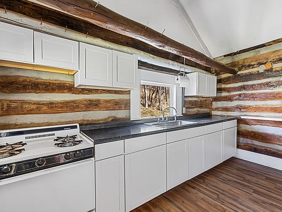 4th image of 787 Rickman Creek Rd