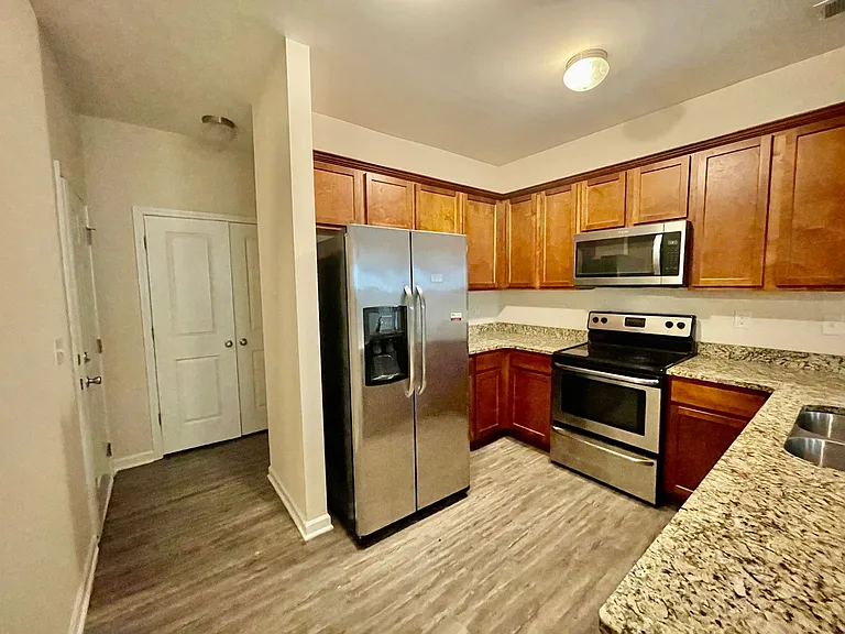243 Village Creek Way — Photo 6