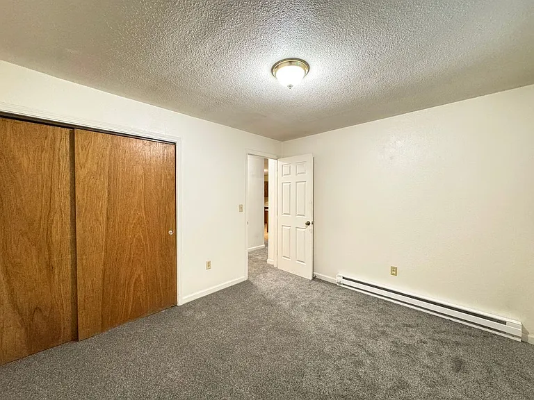 2148 Primrose Dr #6 — Photo 18