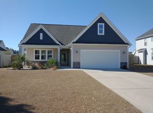 900 Rolling Pines Loop Rd NE, Leland, NC 28451