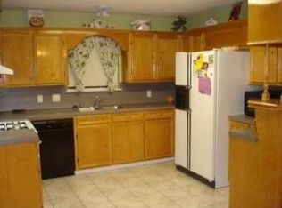 8123 Folkstone Ln, Houston, TX 77075