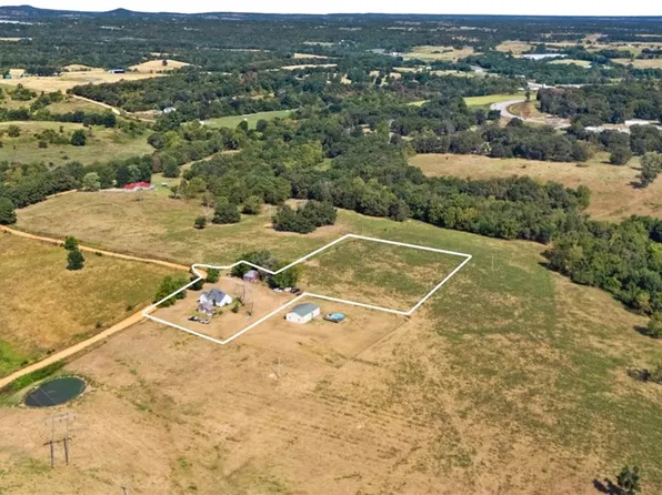 349 County Road 942, Green Forest, AR 72638