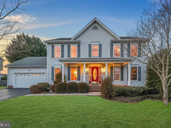 64 Walnut Farms Pkwy, Fredericksburg, VA 22405