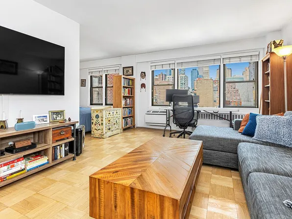 245 E 24th St APT 14A, New York, NY 10010