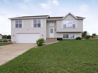 434 Colby Blvd, Poynette, WI 53955