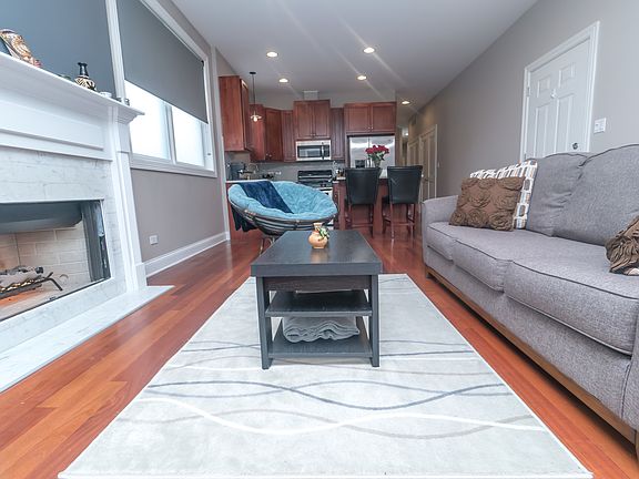 2nd image of 3120 W Cortland St Unit 2