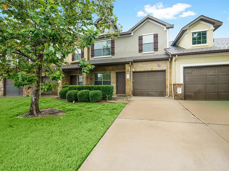1900 Little Elm Trl #29 — Photo 1