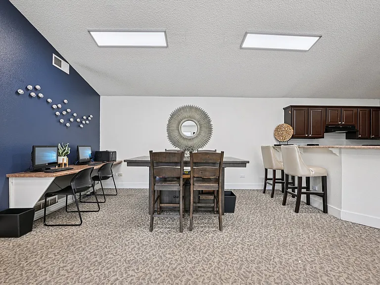 Toscana Apartments — Photo 23