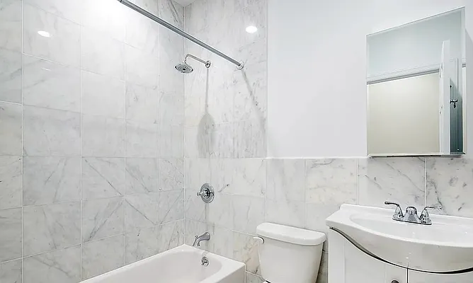 Rented by REAL New York | media 15