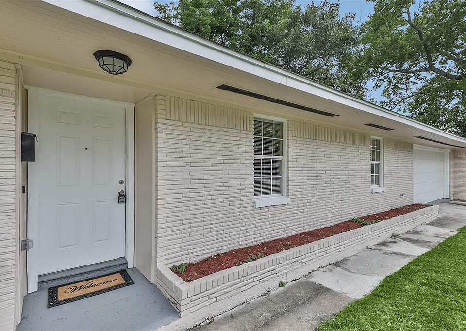 1st image of 1013 Dusky Rose Ln
