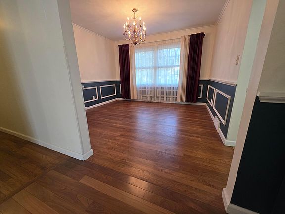 5th image of 5910 Rock Hill Rd