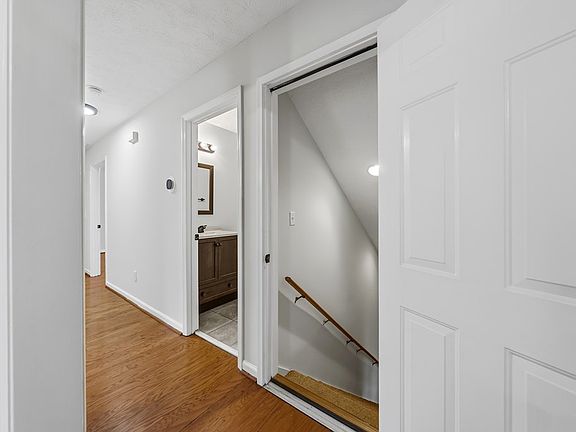 5th image of 246 Lee Road 2040