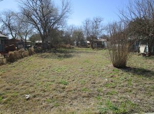 409 W Stamper St, Beeville, TX 78102