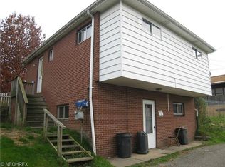 218 1/2 8th St, Wellsville, OH