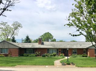 125 S Bellemont Rd, Bloomington, IL 61701