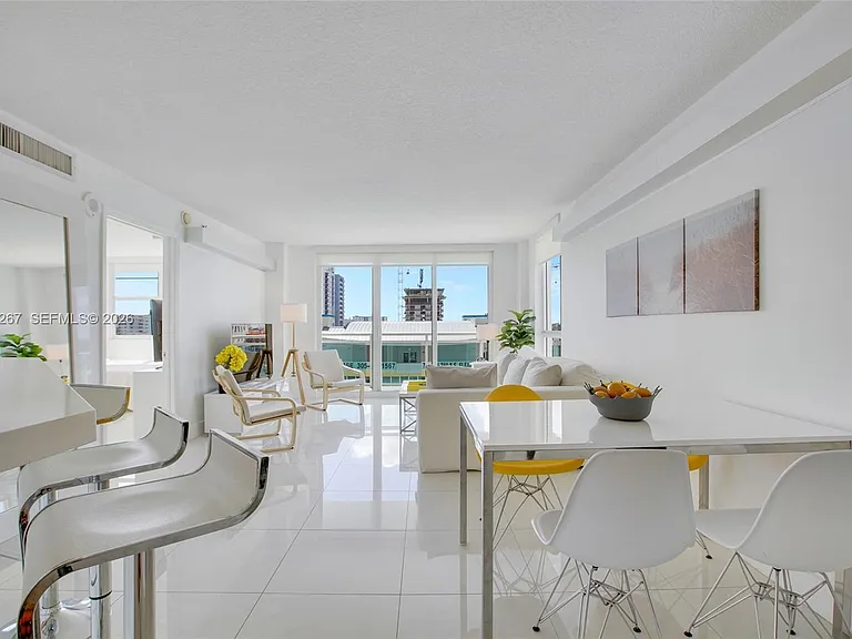 6917 Collins Ave #820 — Photo 10