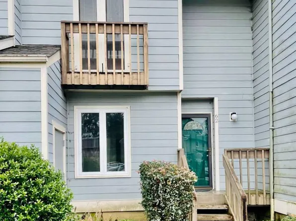 250 S Estes Dr APT 62, Chapel Hill, NC 27514