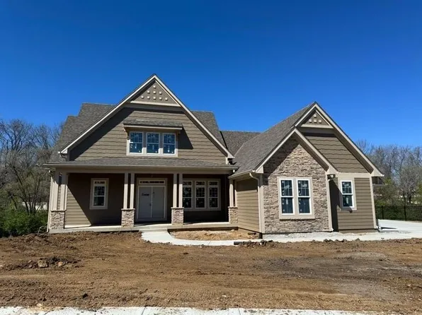 1204 Linden Rd, Liberty, MO 64068