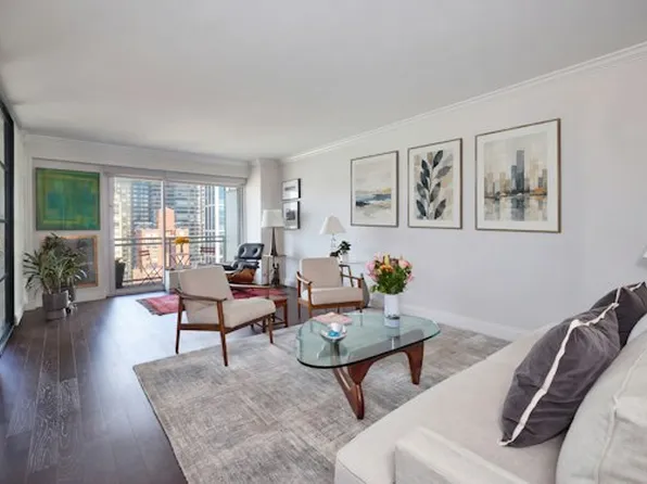 400 East 56th Street image 1 of 8