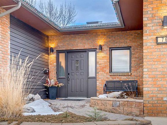 3rd image of 76 S Sunmount Rd SE