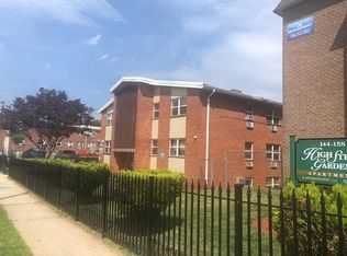 158 High St APT B6, Orange, NJ 07050