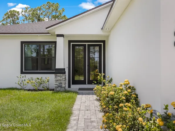 700 Cornelia Ave SE, Palm Bay, FL 32909
