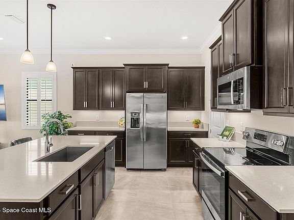 4th image of 2718 Millennium Cir