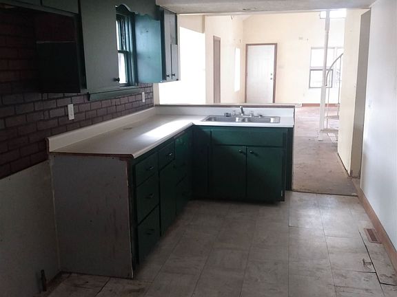 2 Kitchen