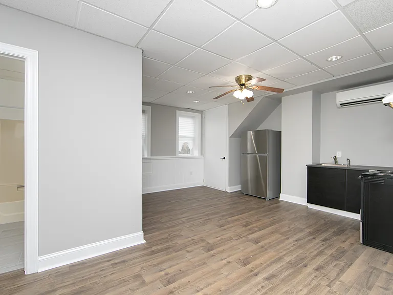 2704 Chestnut Ave #B — Photo 11