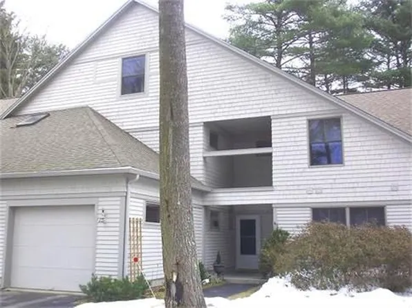 17 Wildwood Cir, Portland, ME 04103