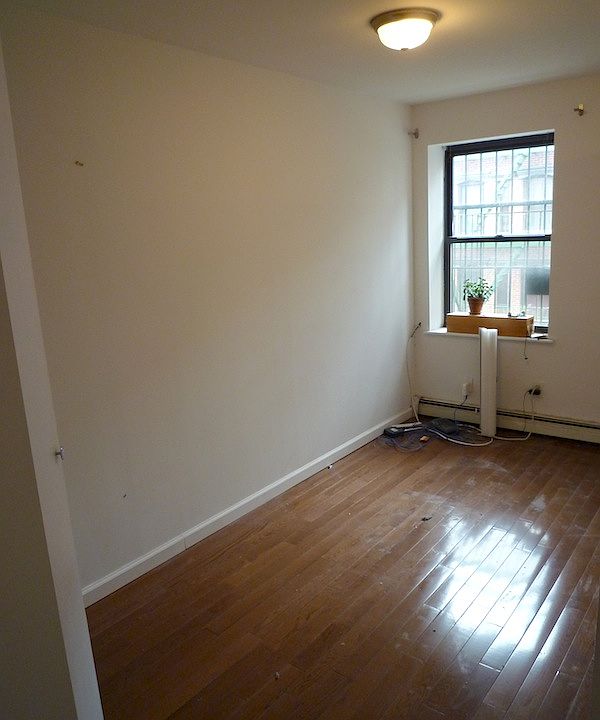 2nd image of 23 Orchard St APT 7
