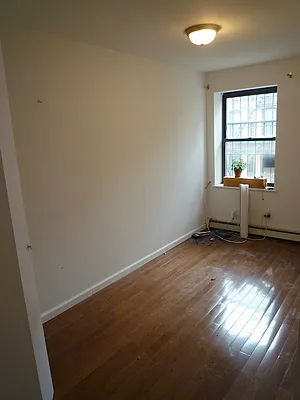 Rented by Authentic Realty | media 24