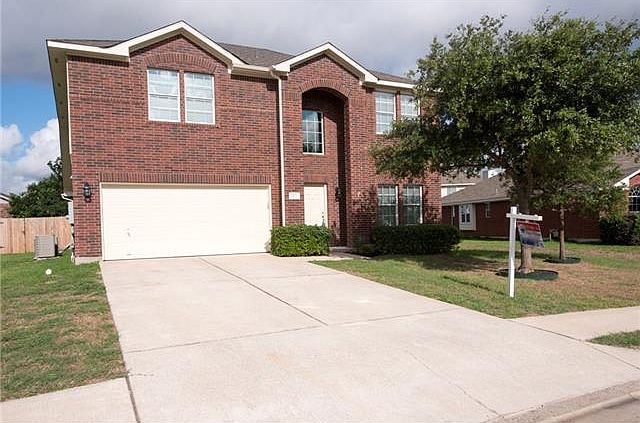 1st image of 103 N Treasure Oaks Dr