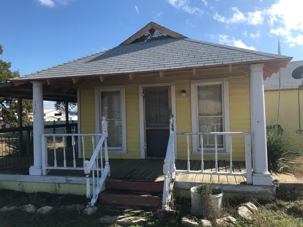 4610 Skyline Dr, Llano, TX 78639