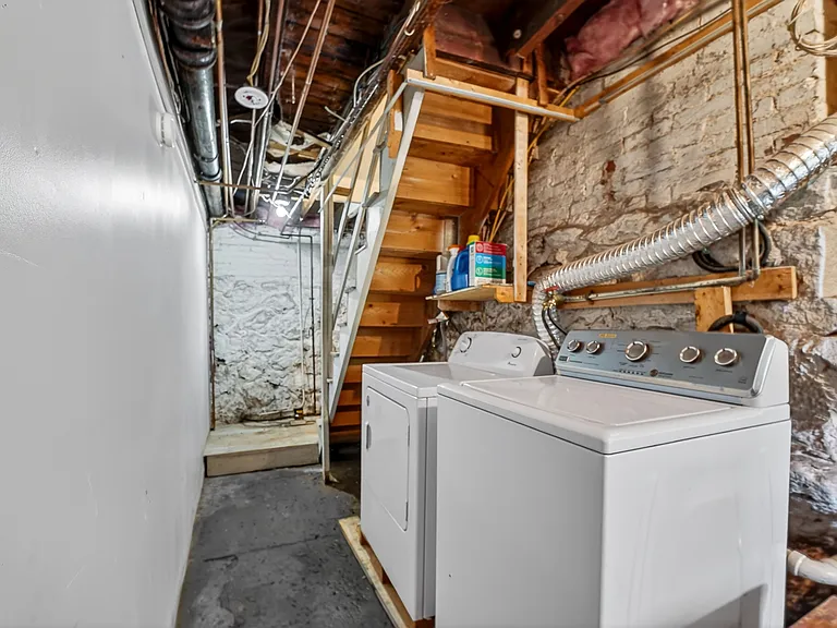 75 Elm St #1 — Photo 11