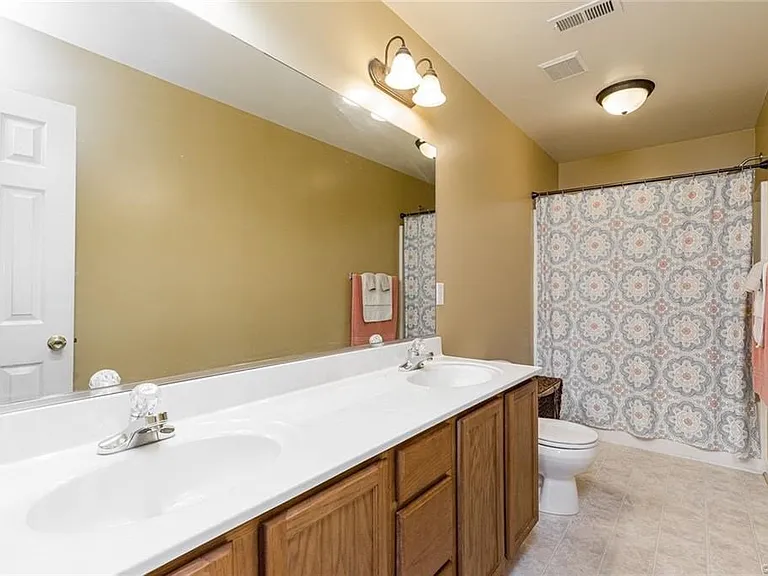 5772 S Jessup Rd — Photo 11