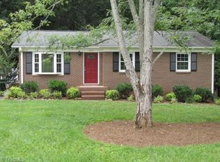 3005 Seal Dr, Pfafftown, NC 27040