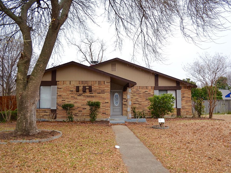 Welcome to 2724 Cancun Lane!