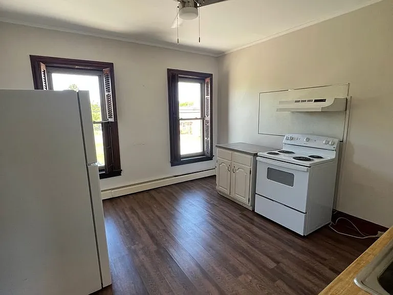 200 Walnut St — Photo 3