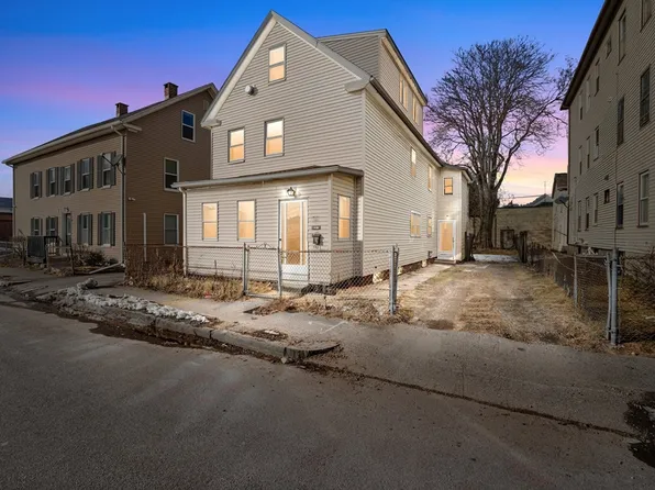 14 Ellsworth St, Worcester, MA 01610