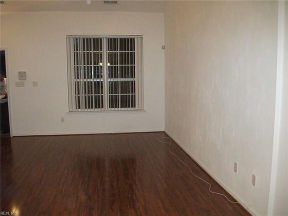 2nd image of 3755 Cape Henry Ave