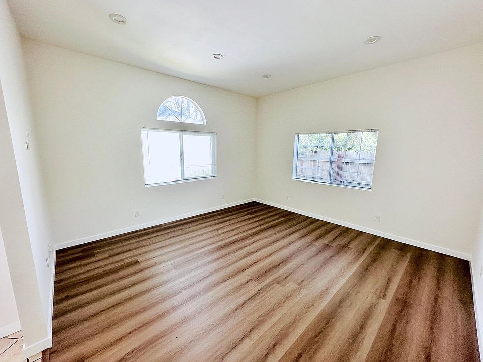 12358 1/2 Oxnard St, North Hollywood, CA 91606 Zillow