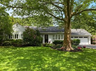 6 Ferncliff Rd, Huntington, NY 11743