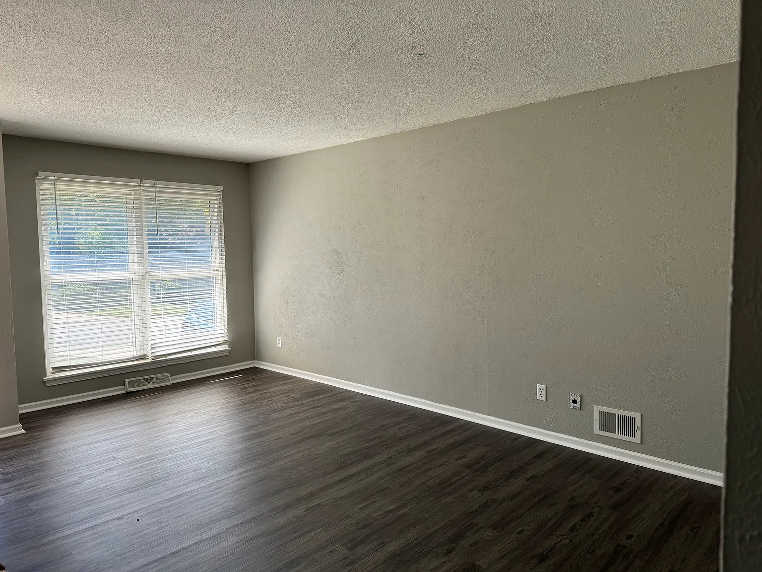 1503 SW Skyline Drive — Photo 4