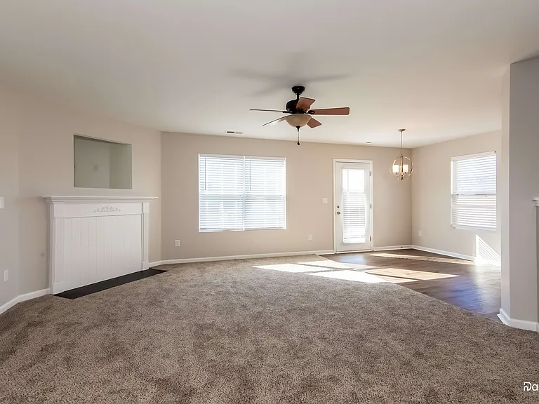 4511 Pickney Ct — Photo 6