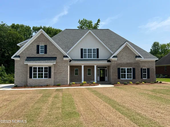 2611 Winding Cove Drive, Grimesland, NC 27837